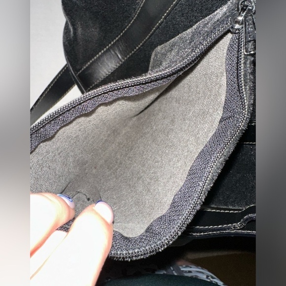 Lancel Paris made in Italy black velvet vintage cross body bucket bag - Picture 10 of 15